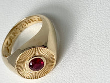 Load image into Gallery viewer, The Gentleman Signet - Ruby

